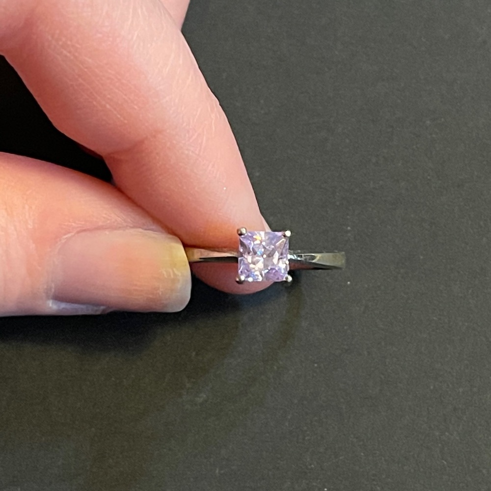 Light purple stone ring